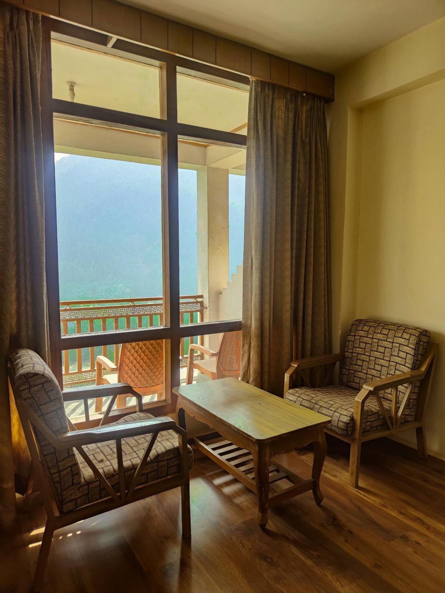 Hotel Arohi Vashist Exterior photo
