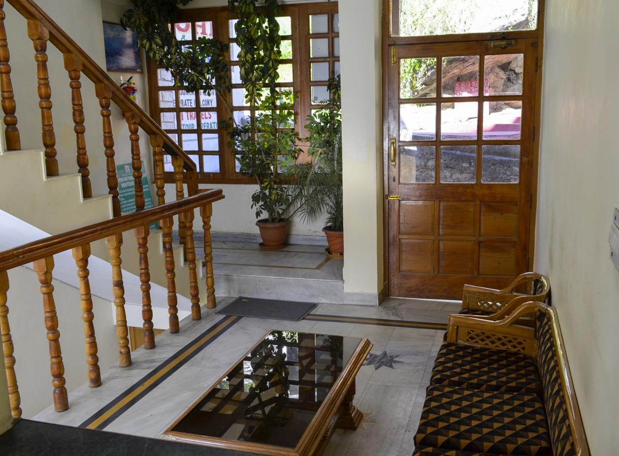 Hotel Arohi Vashist Exterior photo